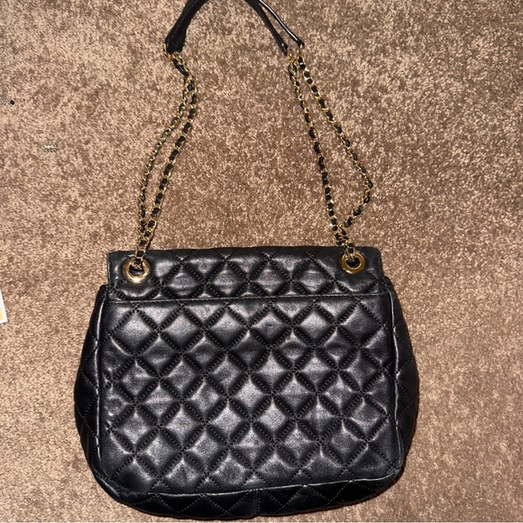 Michael Kors Black Quilted Shoulder Bag - Picture 4 of 9